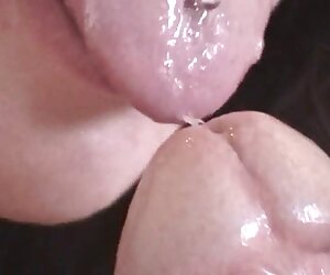 Sadece 18 yaşında azeripornolari bir genç ile doğum günü partisi