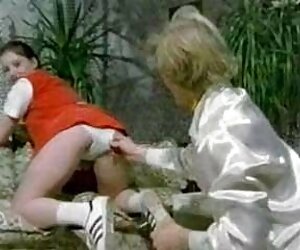 Genç Bonnie rotten üzerinde azeri sex video indir roller skates