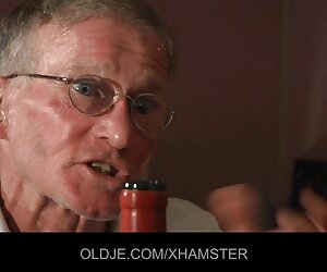 Ergen bir adam mastürbasyon azeri seks izle