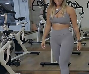 Güzel azerı pornosu sarışın